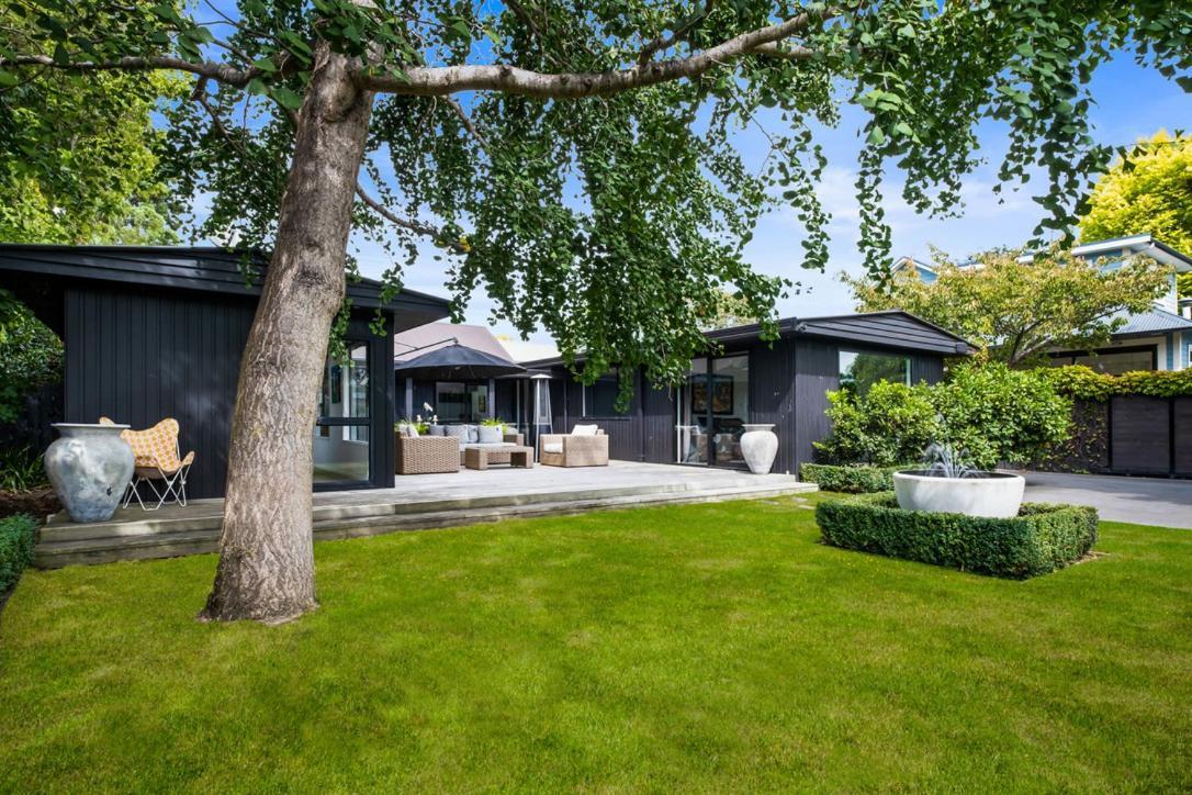 Black Luxury Lodge Blenheim Exteriör bild